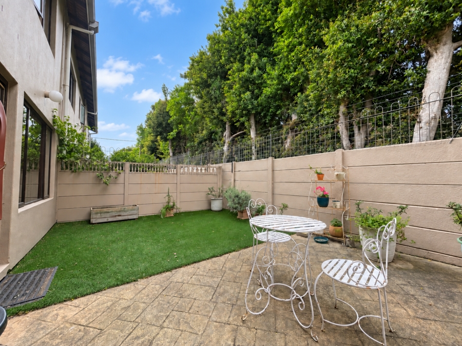 3 Bedroom Property for Sale in Heathfield Western Cape